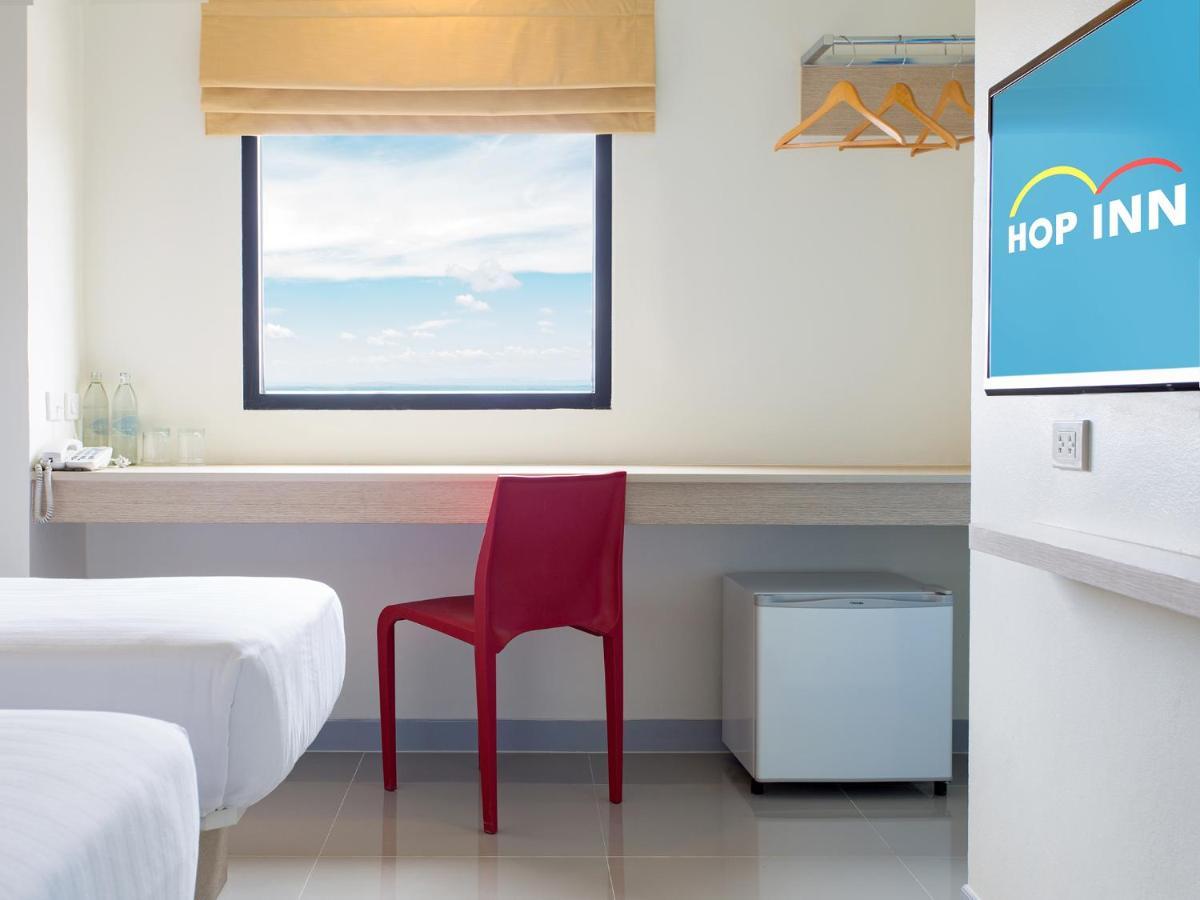Hop Inn Phitsanulok Mittraphap Road Екстериор снимка