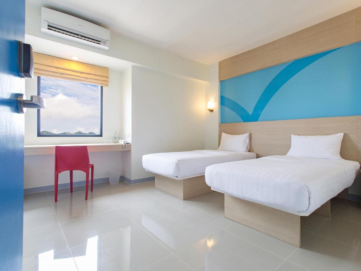 Hop Inn Phitsanulok Mittraphap Road Екстериор снимка
